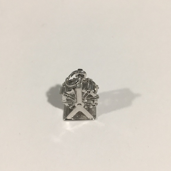 Jewelry - 14k White Gold Ferris Wheel 🎡 Spinning Charm